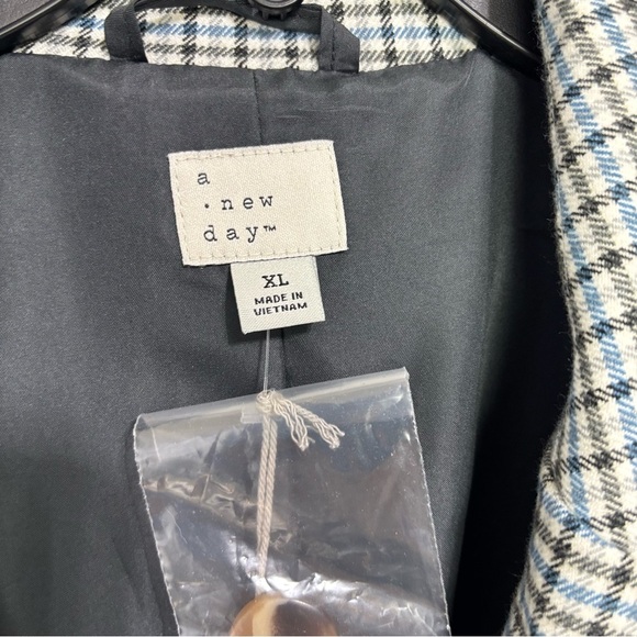 A New Day NWT Women's Blazer Plaid Button 2 Pocket XL Career Office Workwear - Picture 4 of 10